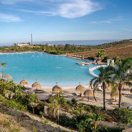 Alcazaba Lagoon *